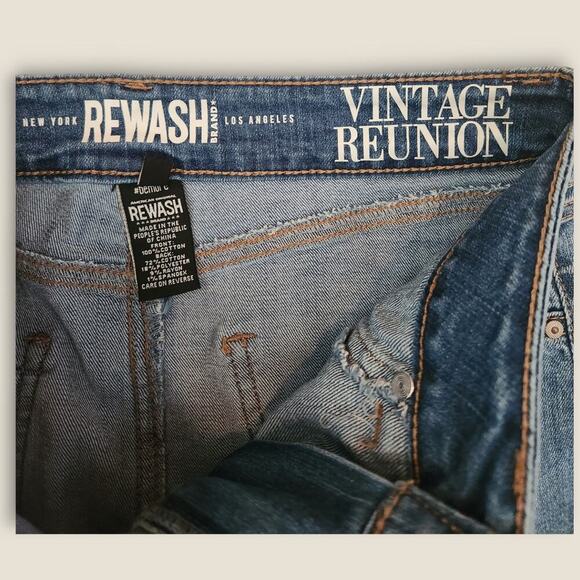 Rewash Juniors Vintage Reunion Distressed Mini Denim Skirt Size 3 - Picture 4 of 5